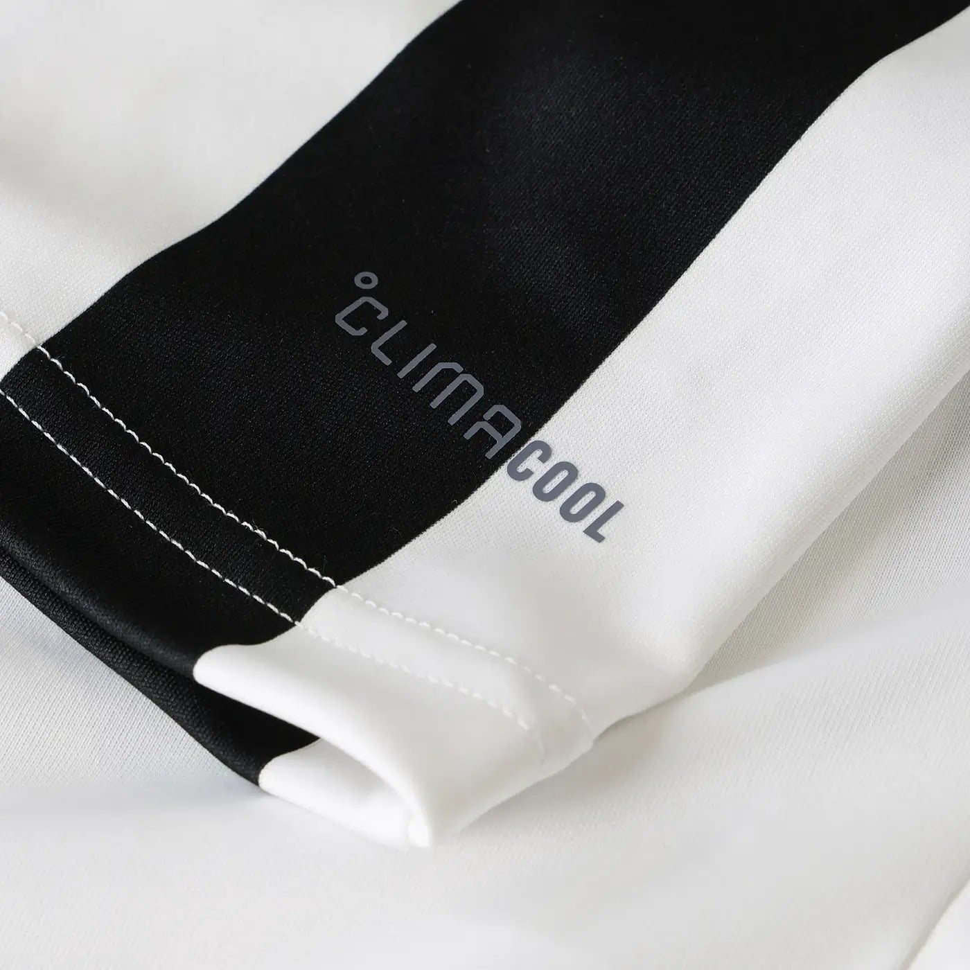 Juventus 26/27 Home Jersey