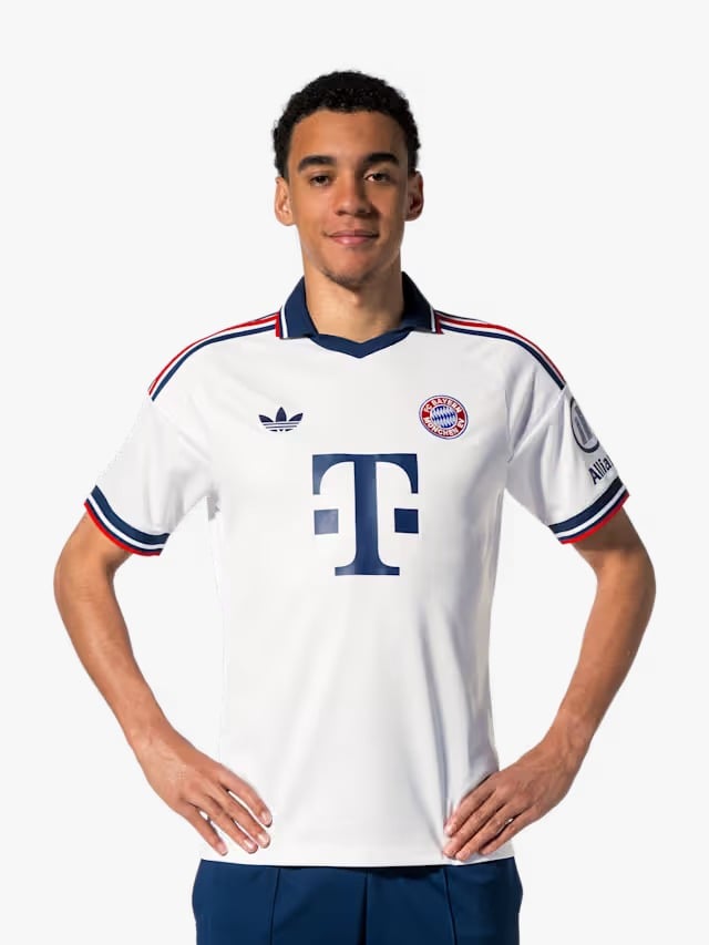 Bayern 26/27 Away Jersey