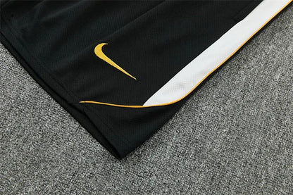 Chelsea 2026/27 Strike Training Kit