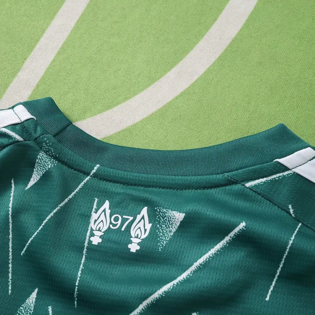 Liverpool 2026/27 Goalkeeper Jersey