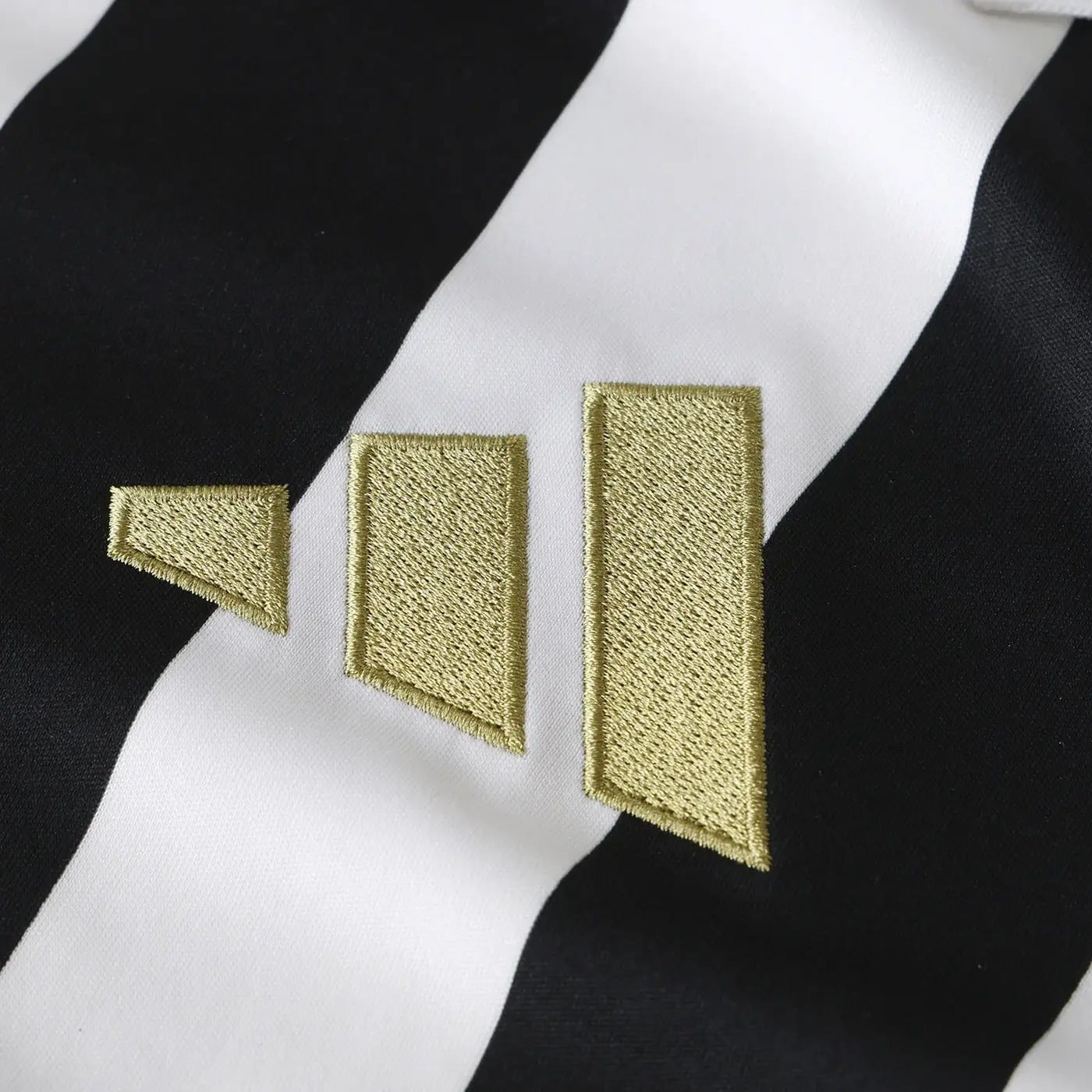 Juventus 26/27 Home Jersey