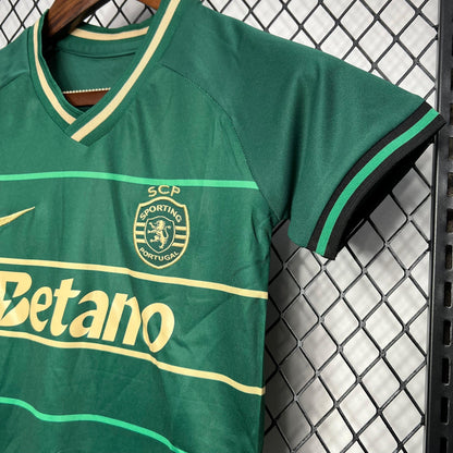 Conjunto Infantil Sporting Away 2024/25 - ÚLTIMAS UNIDADES! 🔥💚