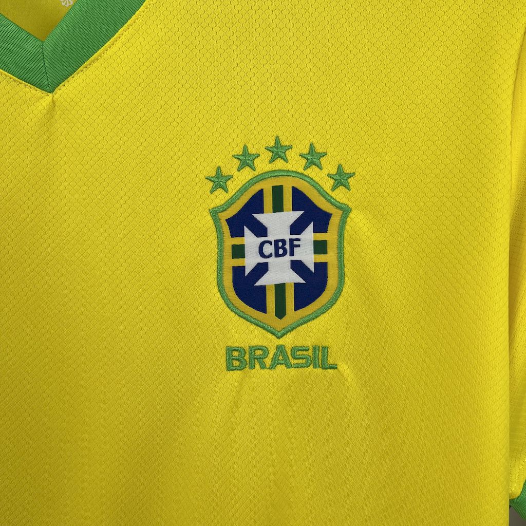 Brazil Edicao Especial 2025/26 - Amarela Jordan Brasil